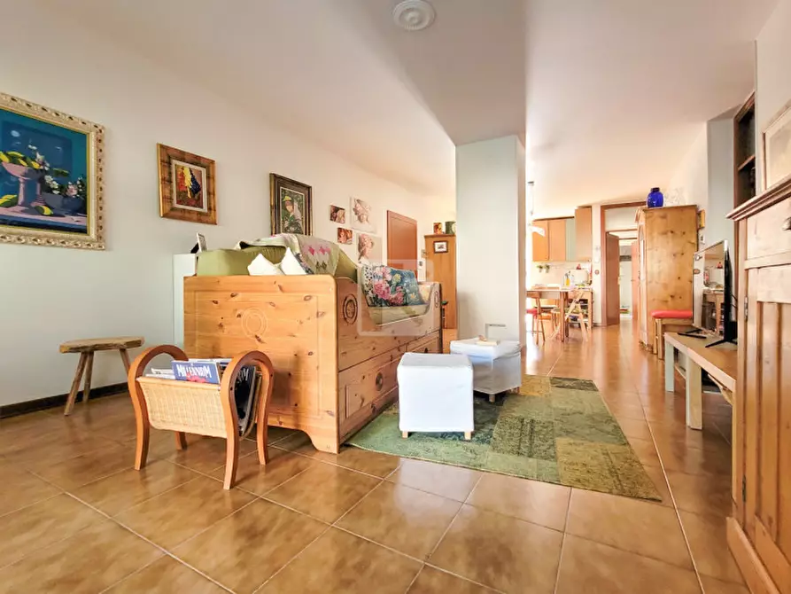 Immagine 7 di Appartamento in vendita  in Via delle Ginestre a Riva Del Garda