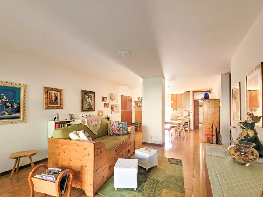 Immagine 9 di Appartamento in vendita  in Via delle Ginestre a Riva Del Garda