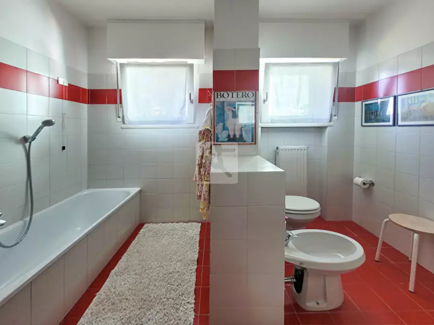 Immagine 21 di Appartamento in vendita  in Via delle Ginestre a Riva Del Garda