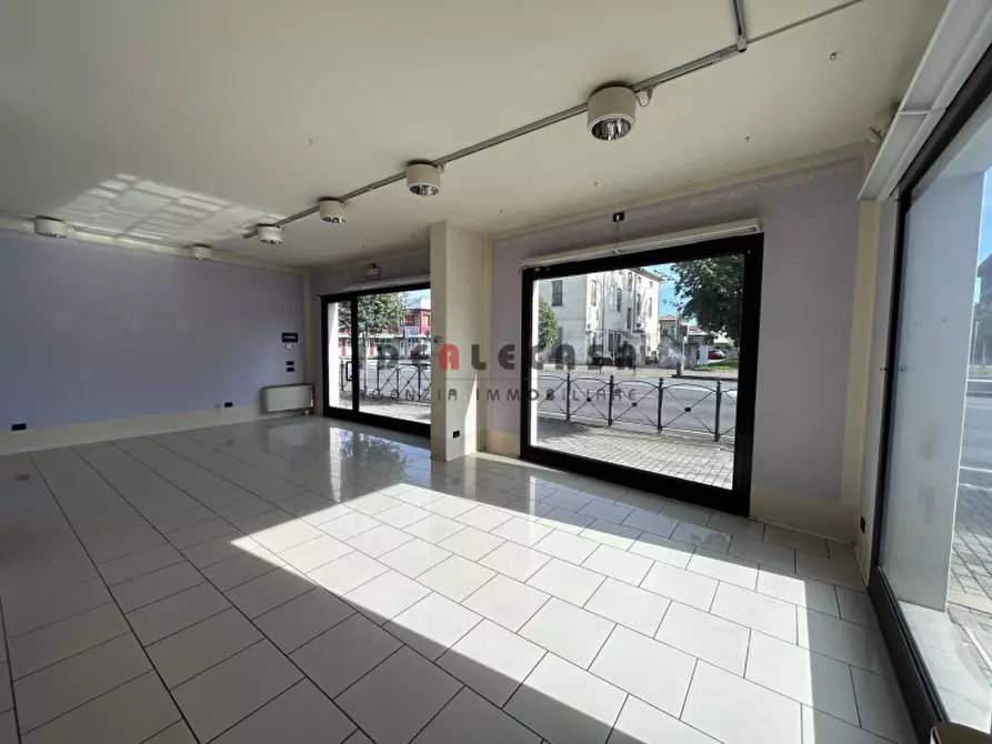 Immagine 2 di Attività commerciale in affitto  in Via Quattro Novembre a Mestrino