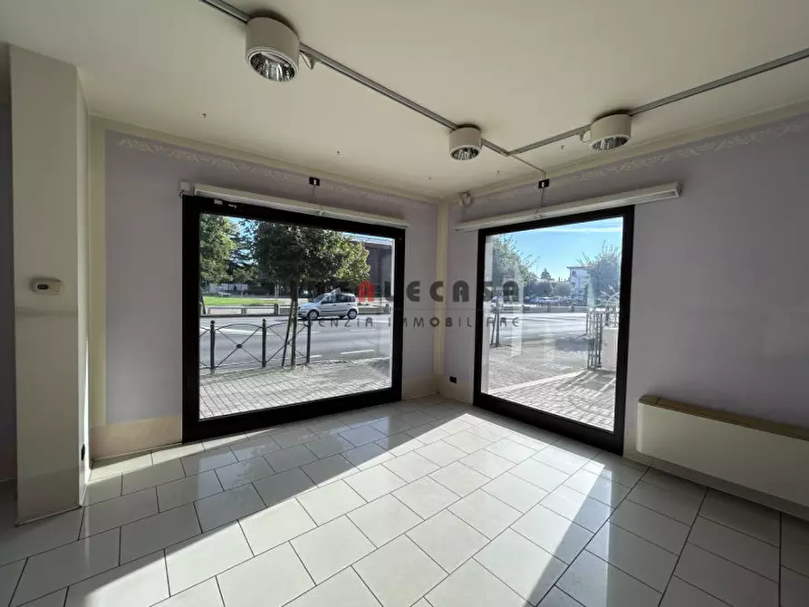 Immagine 8 di Attività commerciale in affitto  in Via Quattro Novembre a Mestrino