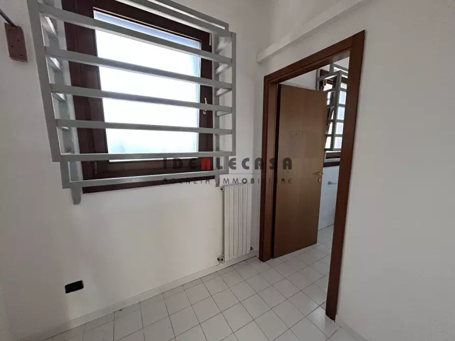 Immagine 12 di Attività commerciale in affitto  in Via Quattro Novembre a Mestrino