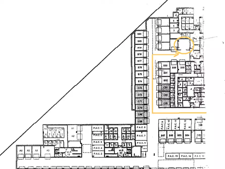 Immagine 12 di Garage in vendita  in Viale Carmelo Bene a Roma