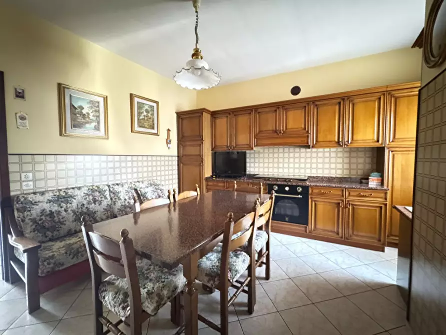 Immagine 1 di Appartamento in vendita  a Remedello