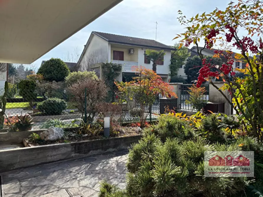 Immagine 4 di Casa quadrifamiliare in vendita  in Via Giuriato a Vicenza