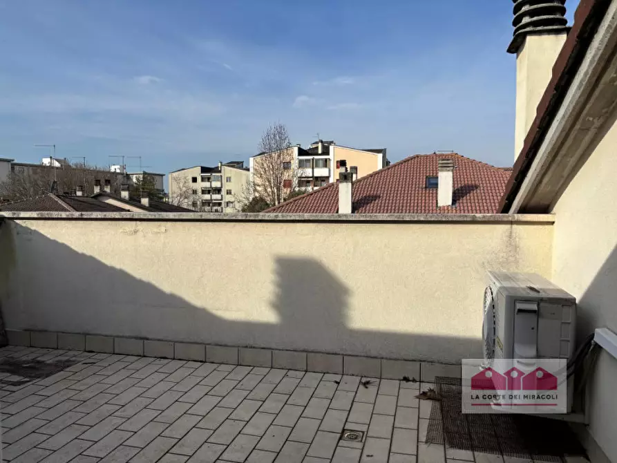 Immagine 28 di Casa quadrifamiliare in vendita  in Via Giuriato a Vicenza