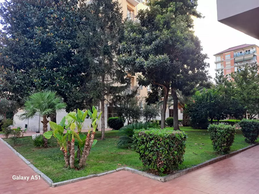 Immagine 2 di Appartamento in vendita  in VIA TUSCOLANA 937 a Roma