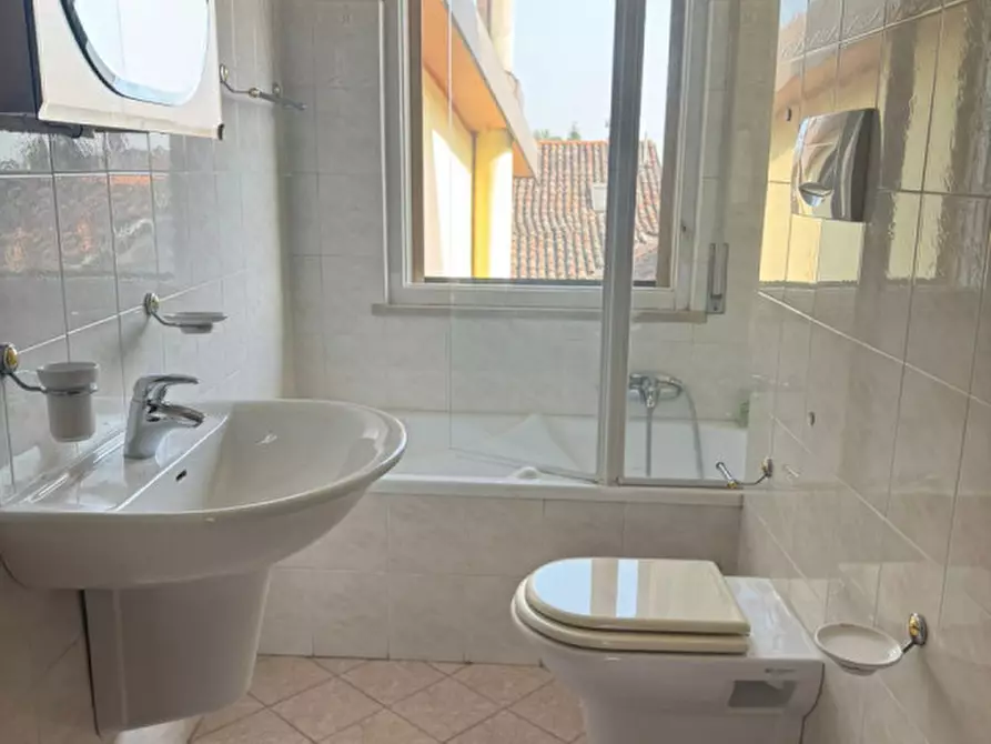 Immagine 9 di Appartamento in vendita  a Remedello