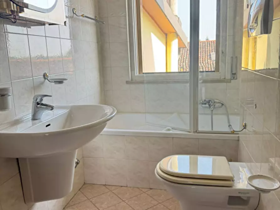 Immagine 11 di Appartamento in vendita  a Remedello