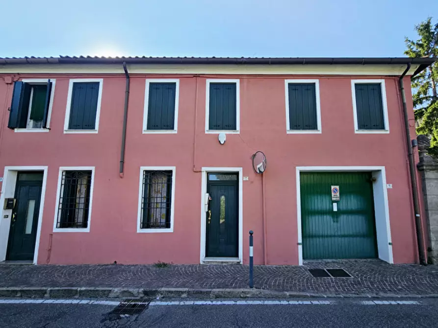Immagine 1 di Villetta a schiera in vendita  in VIA SETTABILE a Este