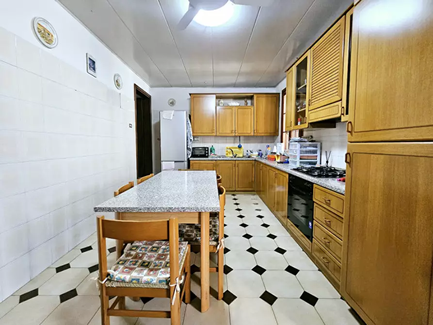 Immagine 7 di Villetta a schiera in vendita  in VIA SETTABILE a Este