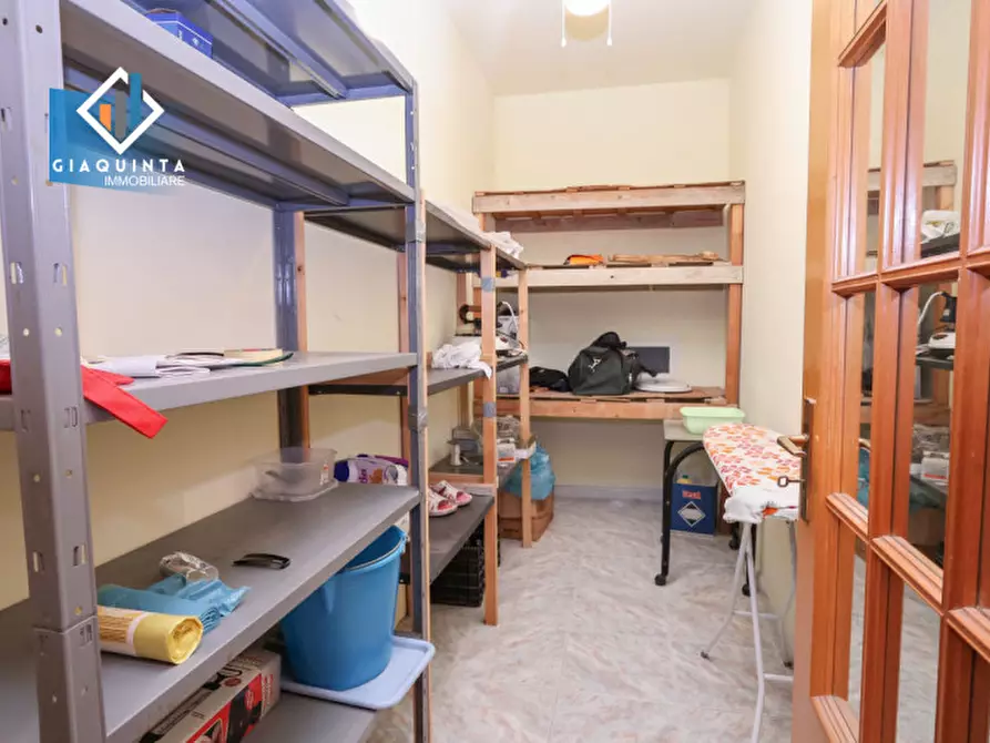 Immagine 35 di Casa indipendente in vendita  in Via Filippo Turati a Palagonia