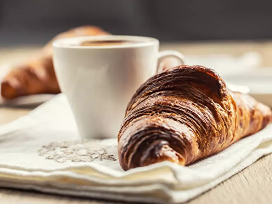 Immagine 2 di Attività commerciale in vendita  a Quartu Sant'elena