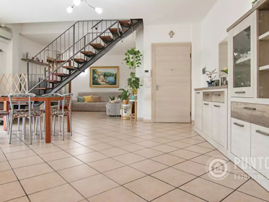 Immagine 5 di Appartamento in vendita  in Via Massimo d'Azeglio a Negrar di Valpolicella