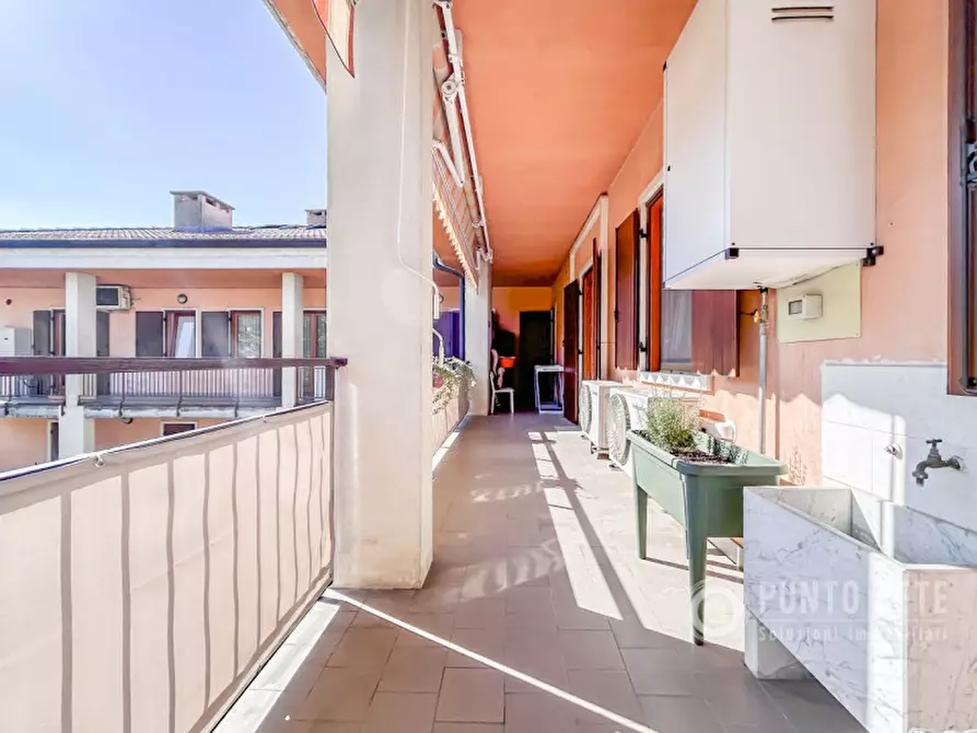 Immagine 16 di Appartamento in vendita  in Via Massimo d'Azeglio a Negrar di Valpolicella