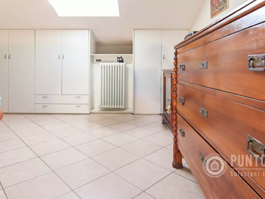 Immagine 30 di Appartamento in vendita  in Via Massimo d'Azeglio a Negrar di Valpolicella