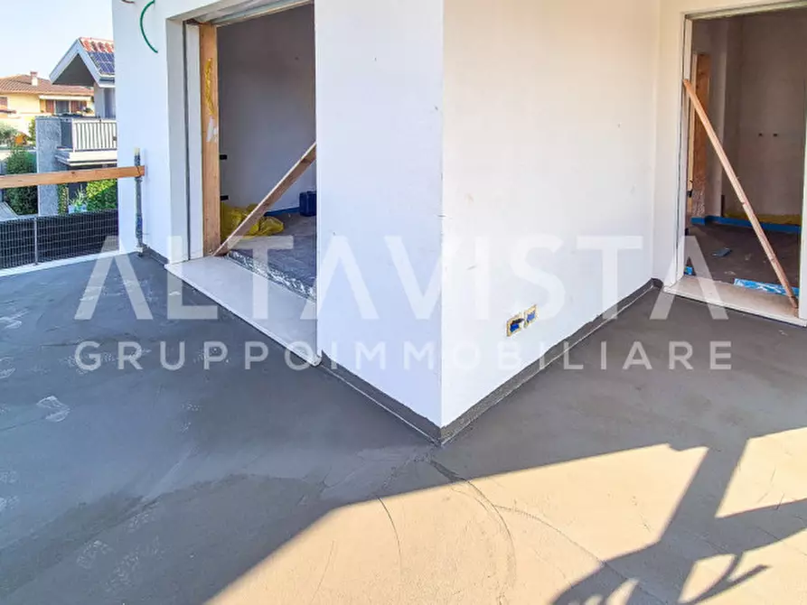 Immagine 2 di Villa in vendita  in Via Guglielmo Marconi a Calvagese Della Riviera