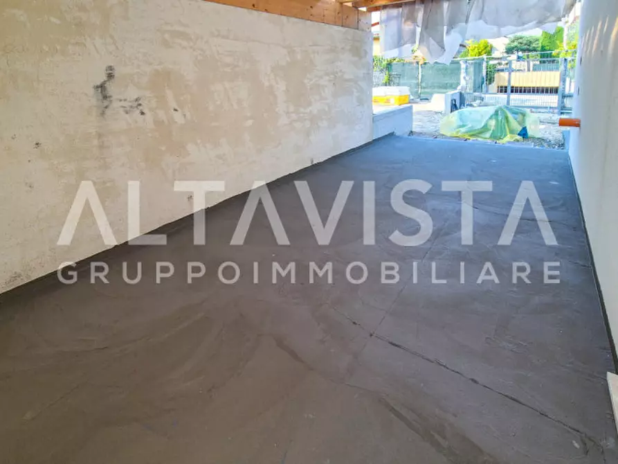 Immagine 10 di Villa in vendita  in Via Guglielmo Marconi a Calvagese Della Riviera