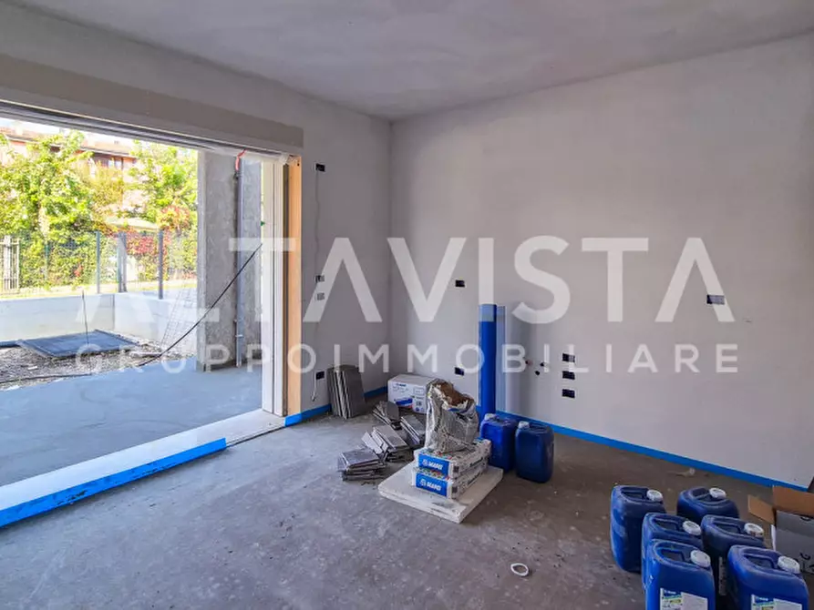 Immagine 14 di Villa in vendita  in Via Guglielmo Marconi a Calvagese Della Riviera