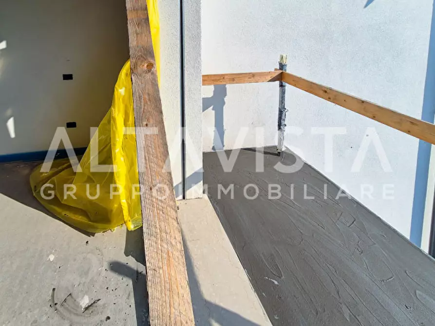 Immagine 23 di Villa in vendita  in Via Guglielmo Marconi a Calvagese Della Riviera