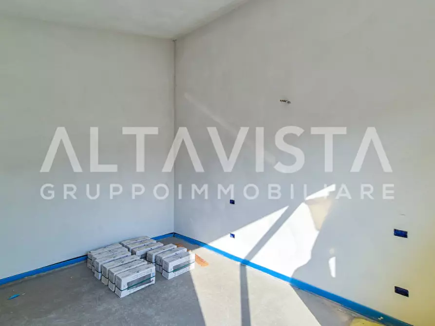 Immagine 25 di Villa in vendita  in Via Guglielmo Marconi a Calvagese Della Riviera