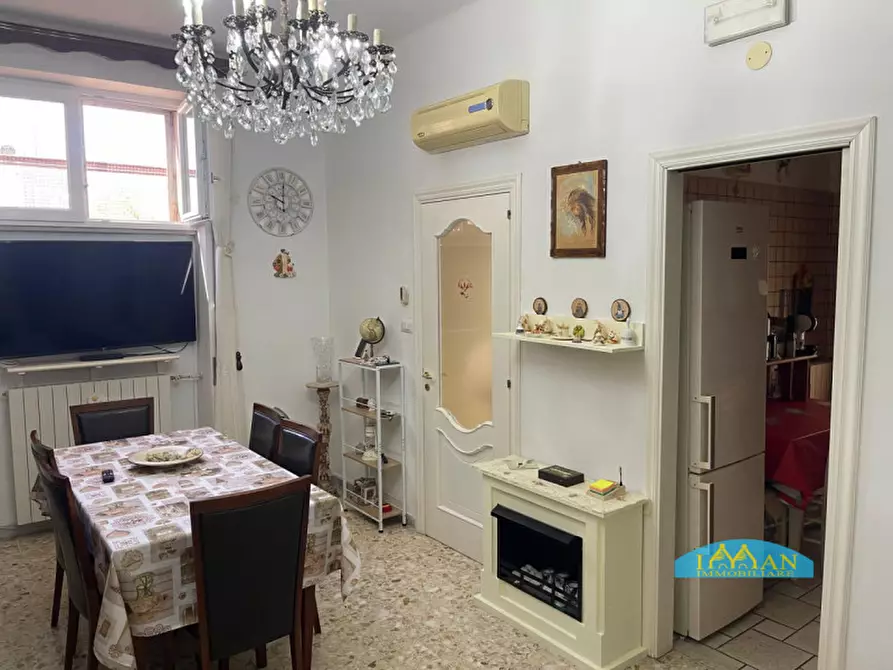 Immagine 5 di Appartamento in vendita  in Via Mercadante a Ceglie Messapico