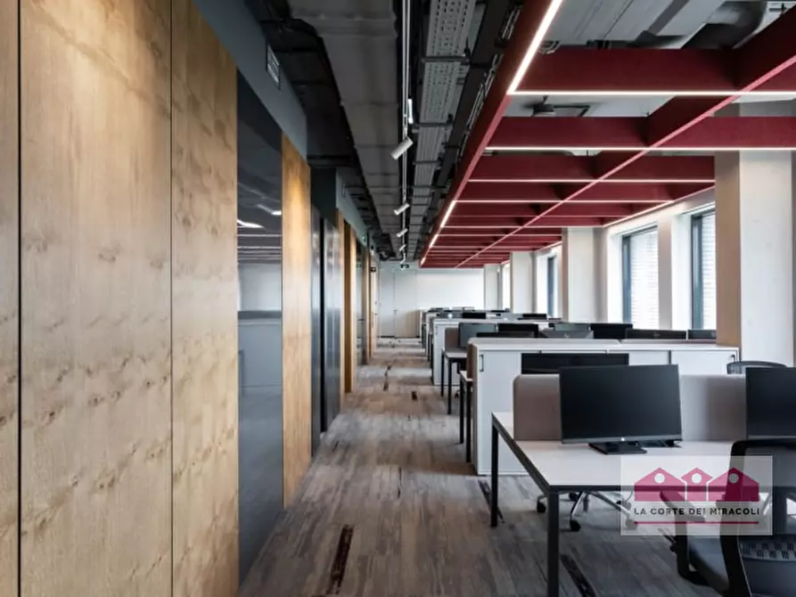 Immagine 9 di Attività commerciale in vendita  a Nanto