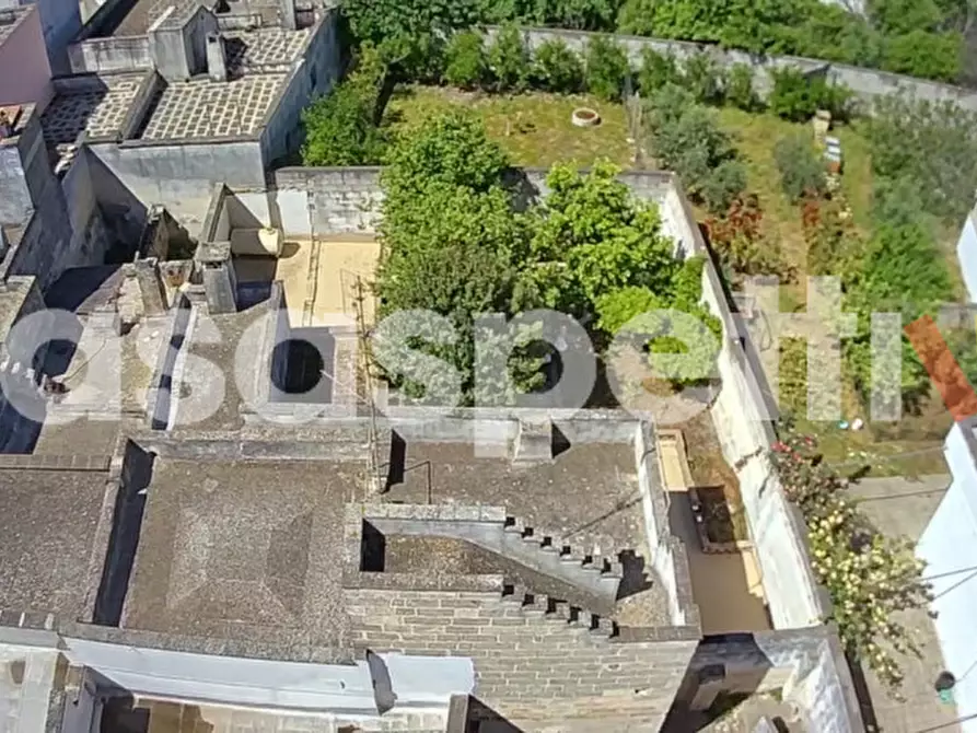 Immagine 1 di Casa indipendente in vendita  in Via Santo Spirito a Veglie