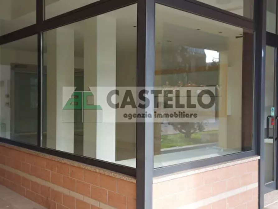 Immagine 3 di Negozio in affitto  in Via Roma a Vigodarzere