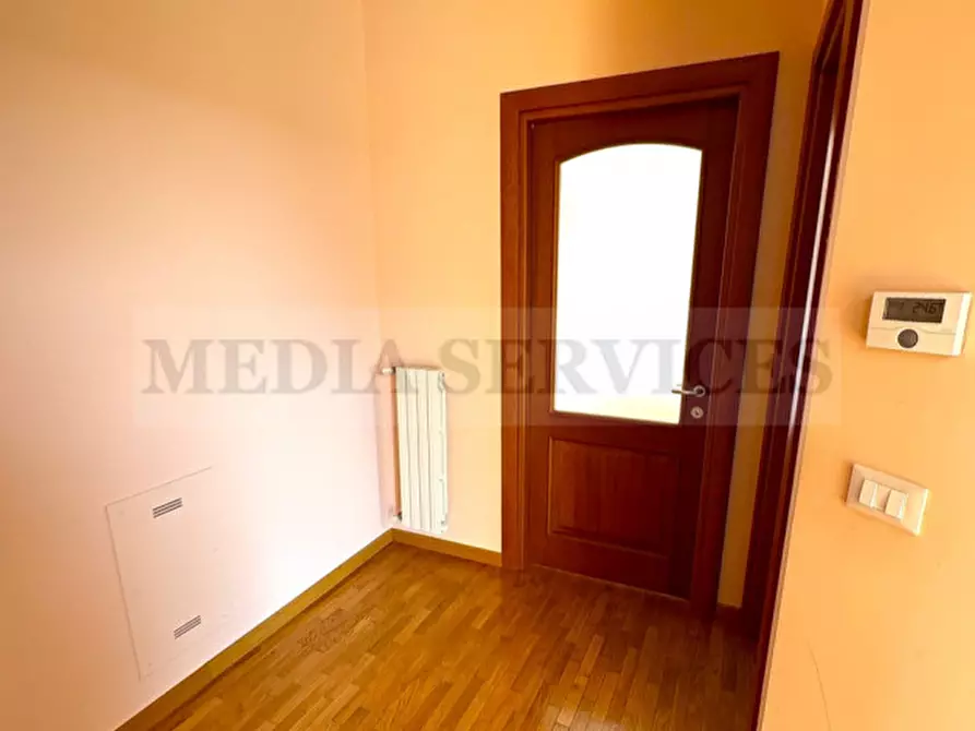 Immagine 12 di Appartamento in vendita  in piazza Unità d'Italia n° 9 a Garlasco