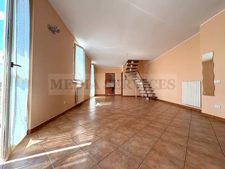 Immagine 30 di Appartamento in vendita  in piazza Unità d'Italia n° 9 a Garlasco