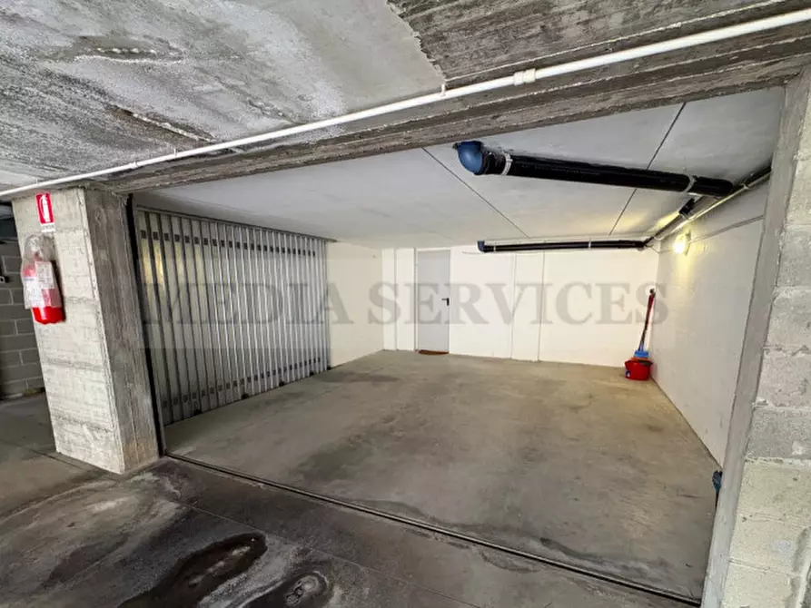 Immagine 36 di Appartamento in vendita  in piazza Unità d'Italia n° 9 a Garlasco