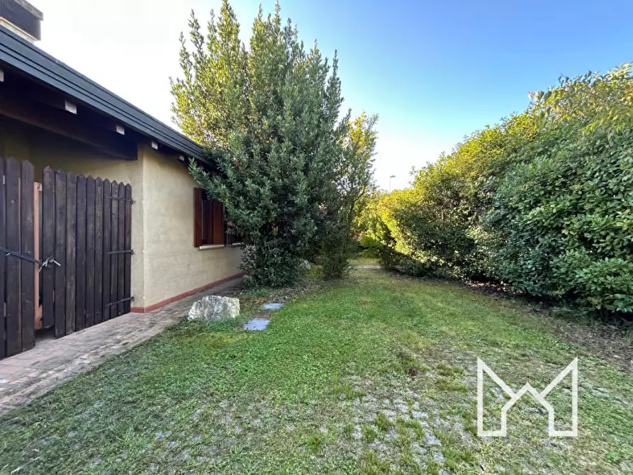 Immagine 3 di Casa bifamiliare in vendita  a Cartigliano