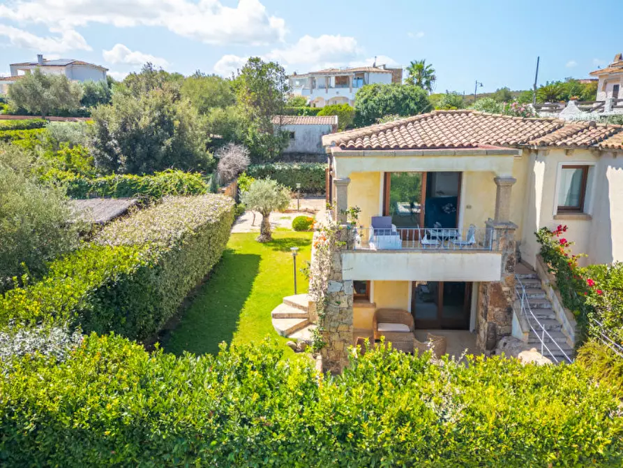Immagine 1 di Casa bifamiliare in vendita  in Via Rosa Dei Venti a Olbia
