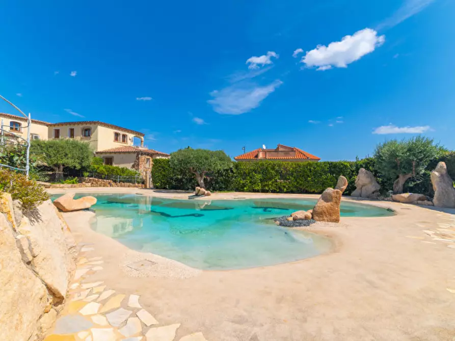 Immagine 7 di Casa bifamiliare in vendita  in Via Rosa Dei Venti a Olbia