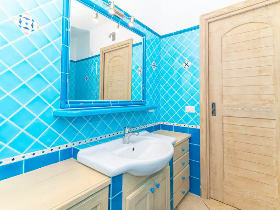 Immagine 24 di Casa bifamiliare in vendita  in Via Rosa Dei Venti a Olbia