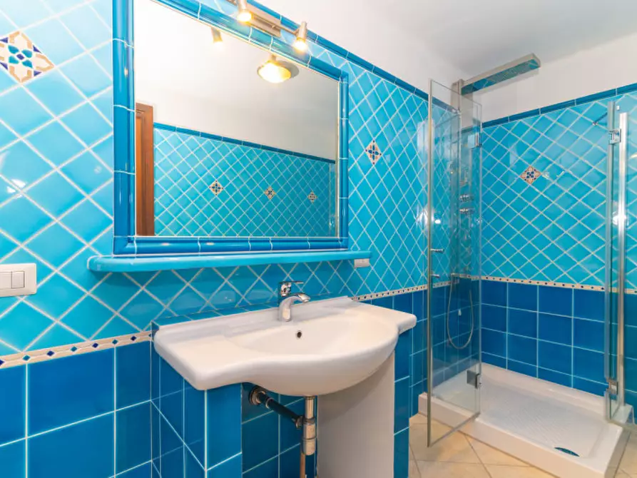 Immagine 30 di Casa bifamiliare in vendita  in Via Rosa Dei Venti a Olbia