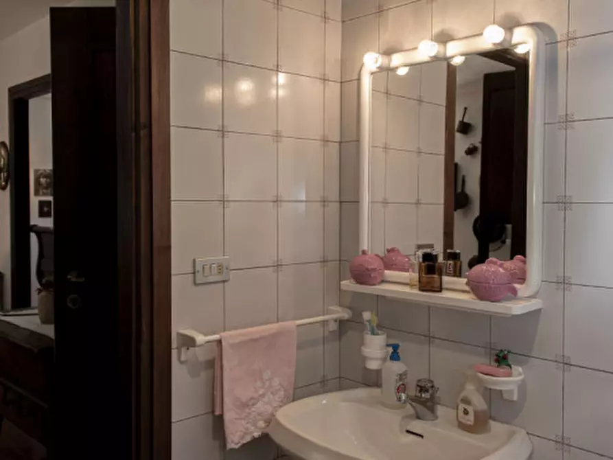 Immagine 17 di Appartamento in vendita  in Località San Giacomo interno 3 a Roburent