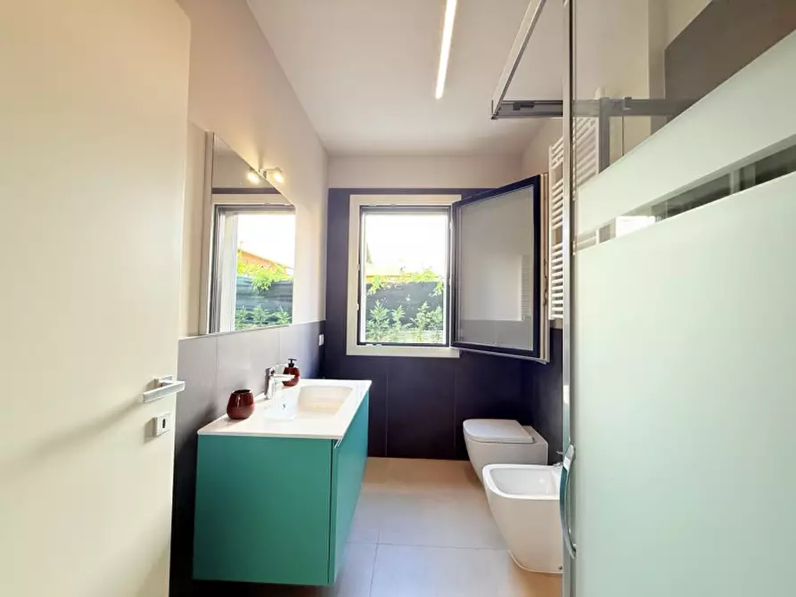 Immagine 16 di Appartamento in affitto  in Vicolo Casara 15 a Lazise