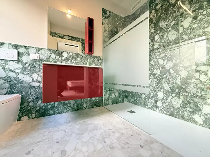 Immagine 18 di Appartamento in affitto  in Vicolo Casara 15 a Lazise