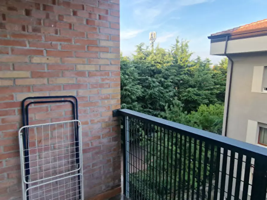 Immagine 11 di Appartamento in vendita  in Viale Ambrogio Fusinieri a Vicenza