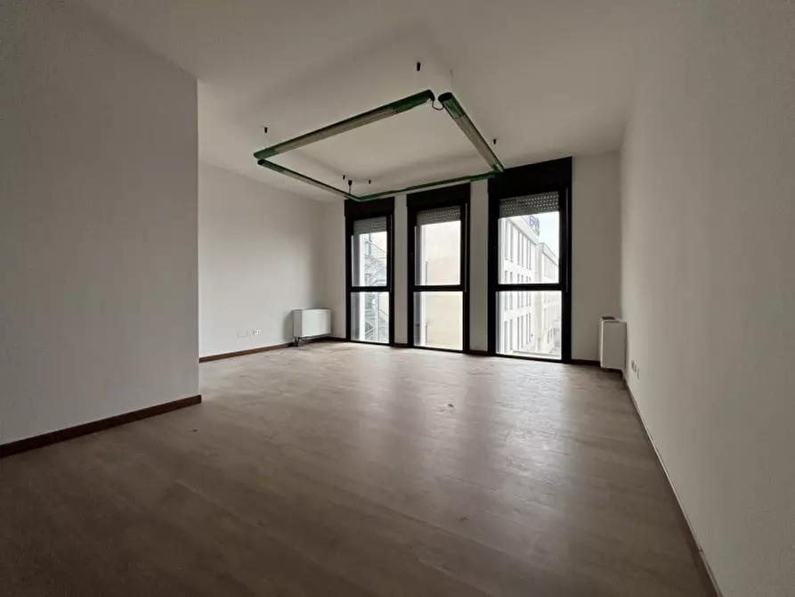 Immagine 1 di Ufficio in vendita  in Via Vicenza a Altavilla Vicentina