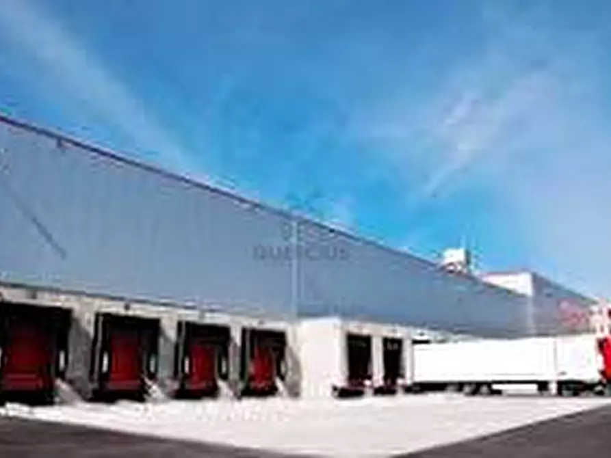 Immagine 8 di Capannone industriale in affitto  in Viale del Lavoro a Caldiero