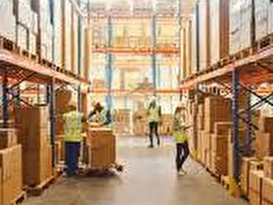 Immagine 9 di Capannone industriale in affitto  in Viale del Lavoro a Caldiero