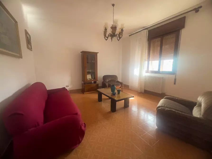 Immagine 3 di Camera in affitto  a Legnaro