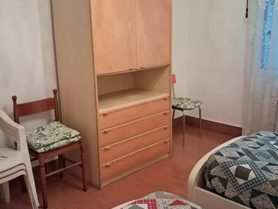 Immagine 8 di Camera in affitto  a Legnaro