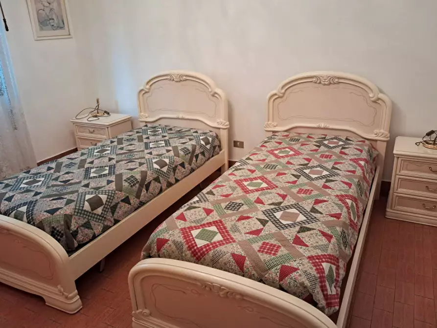 Immagine 9 di Camera in affitto  a Legnaro