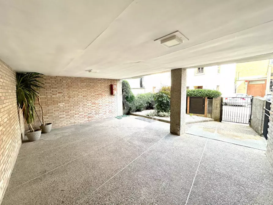 Immagine 23 di Appartamento in vendita  in Via Cicogna, 50 a Udine