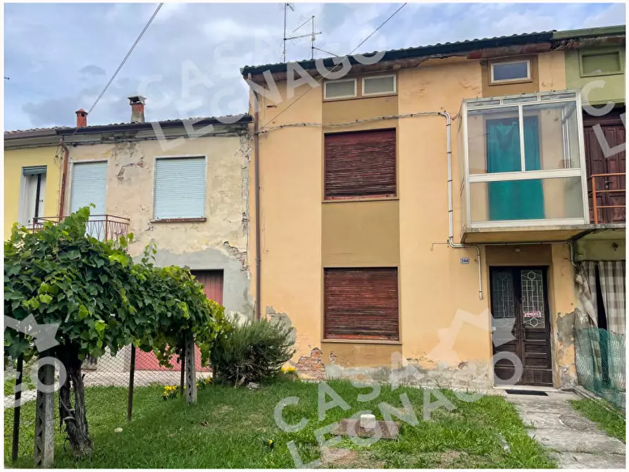 Immagine 17 di Villetta a schiera in vendita  in Via Giuseppe Mazzini a Bergantino