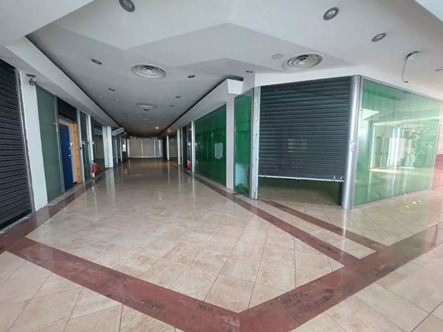 Immagine 17 di Attività commerciale in vendita  in Loc. Santa Calcagna, Contrada Santa Calcagna, N. 30 a Rocca San Giovanni